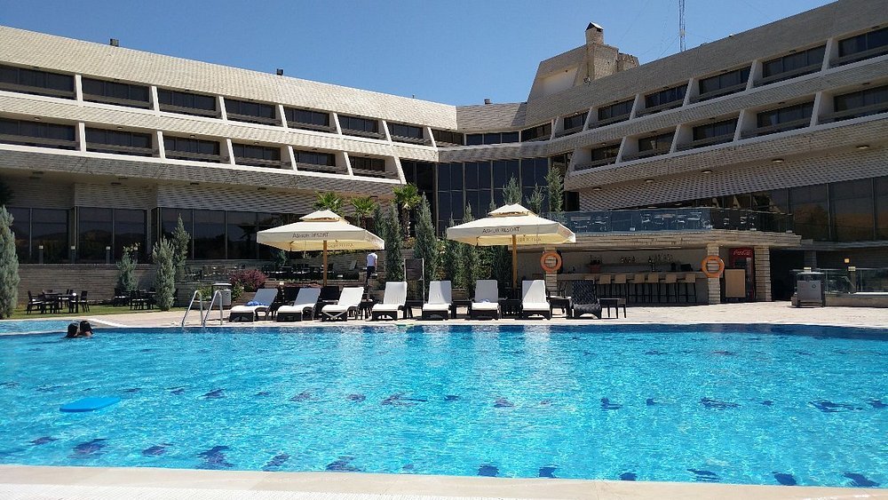 ASHUR Hotel's and Restaurant
